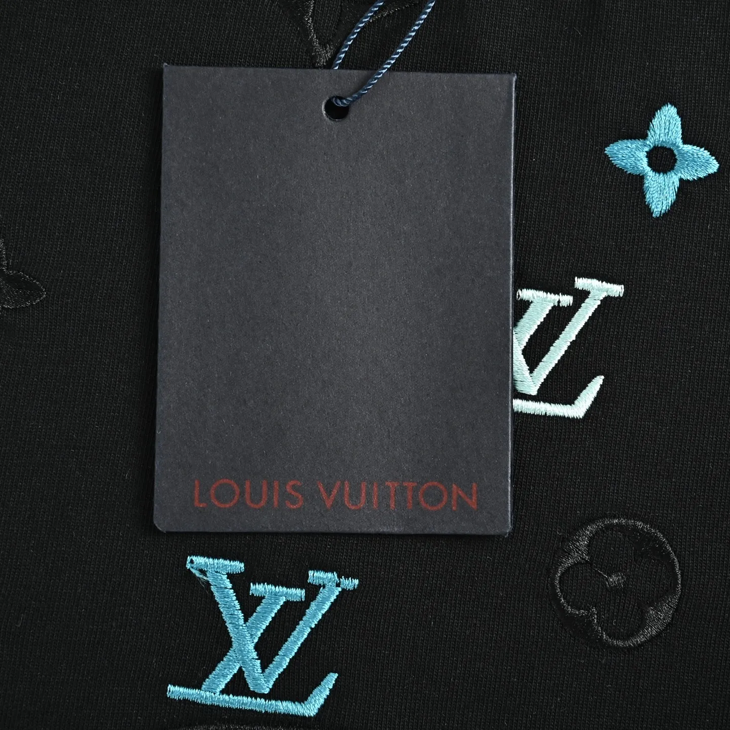 Louis Vuitton/ T